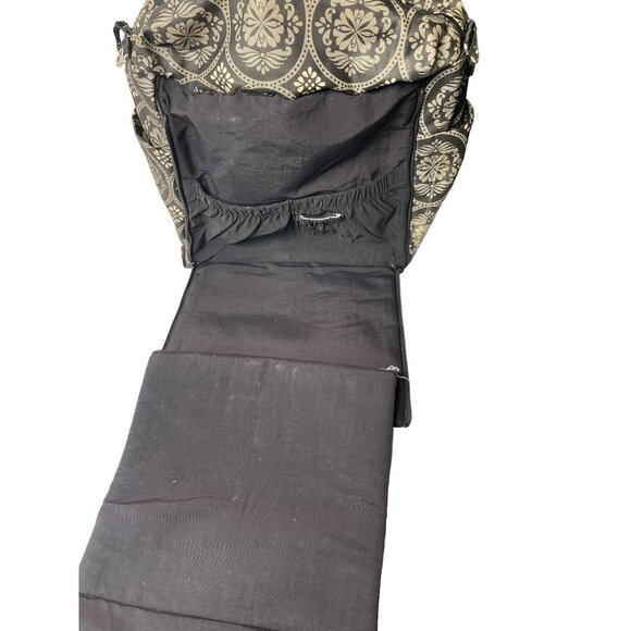 Petunia Pickle Bottom Baby Diaper Bag Boxy Backpack Convertible Large Diaper Bag - Picture 3 of 11